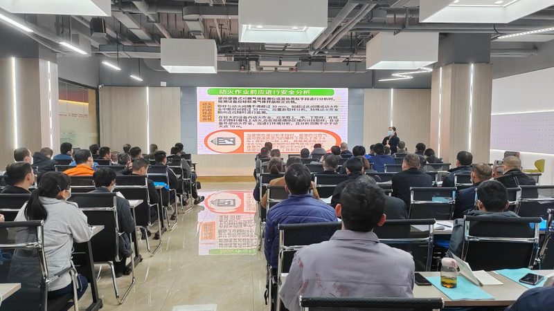 成人教育报名流程通常包括以下几个步骤：