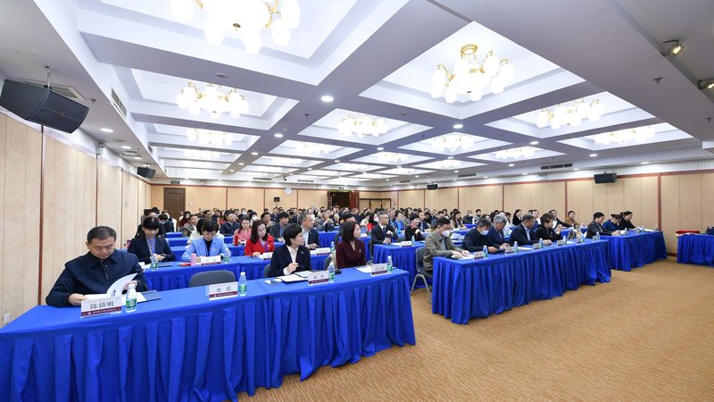 新员工管理培训加盟，如何选择合适机构？**
